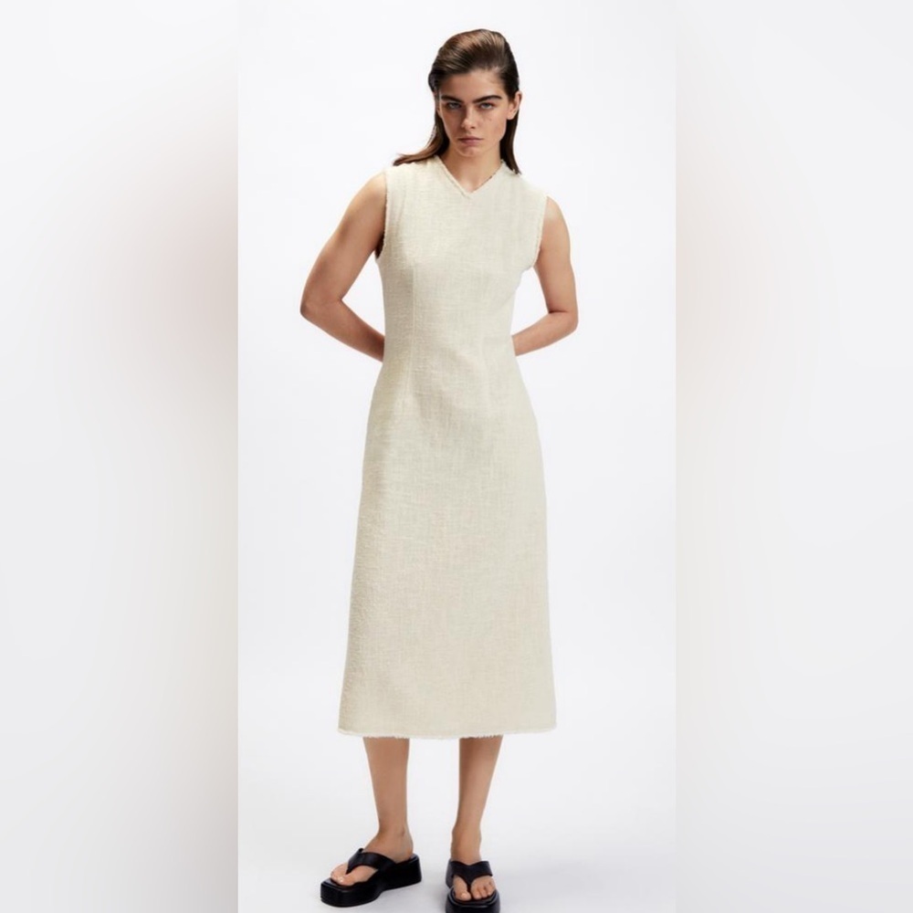 NWT Zara Women’s Sleeveless Textured Midi Dress Cream Sz S
